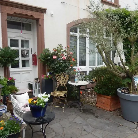 Apartment Altes Winzerhaus Osann-Monzel Exterior foto